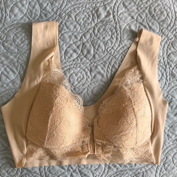 By Nicole Chiccomfy All Around Smoothing with Wasy Front Closure - Picture 8 of 14